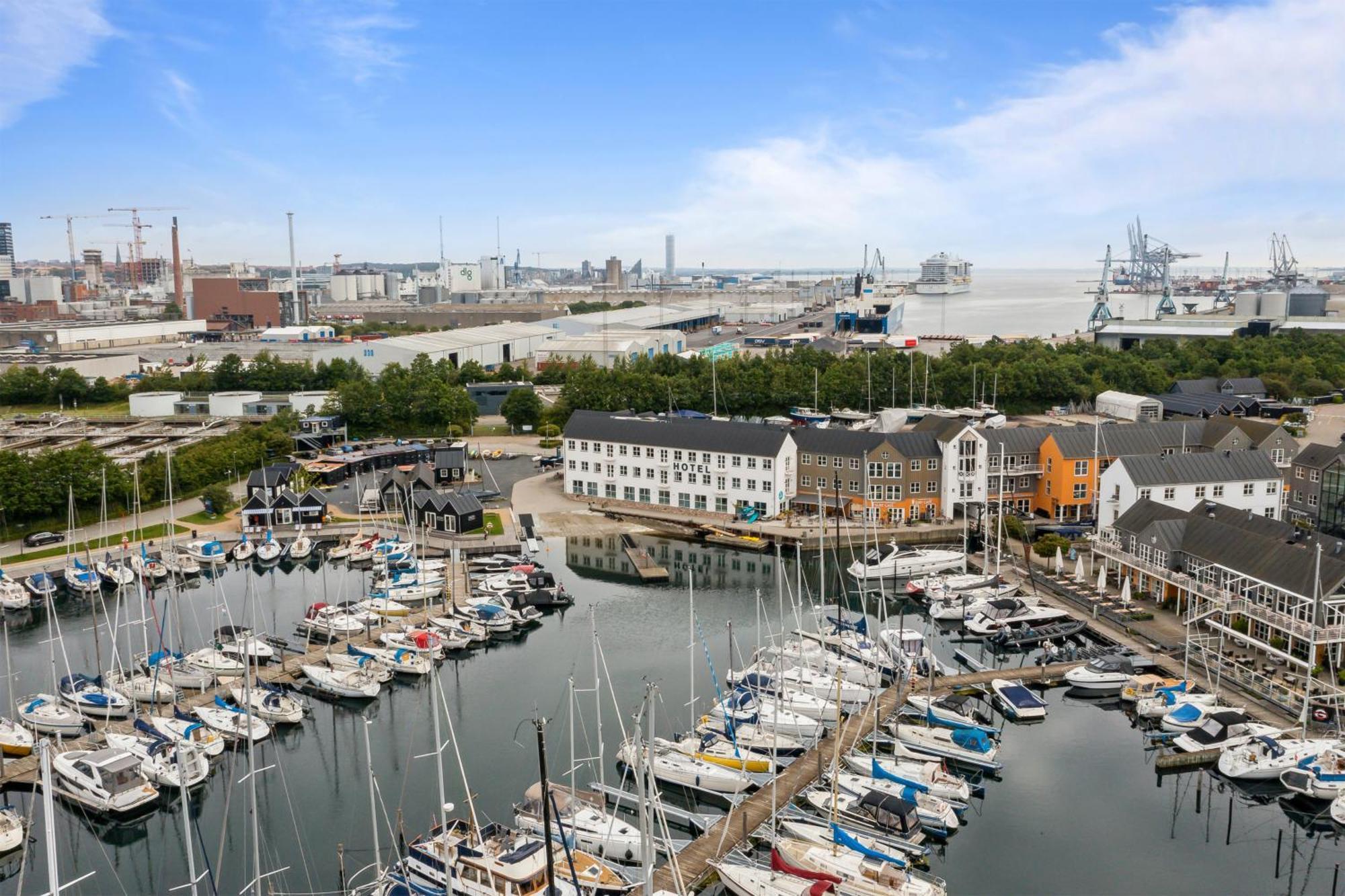 Bb-Hotel Aarhus Havnehotellet Екстер'єр фото